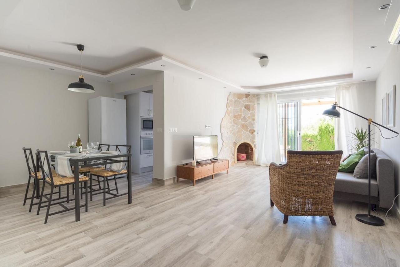 MalagaSuite House Pool Fuengirola Buitenkant foto